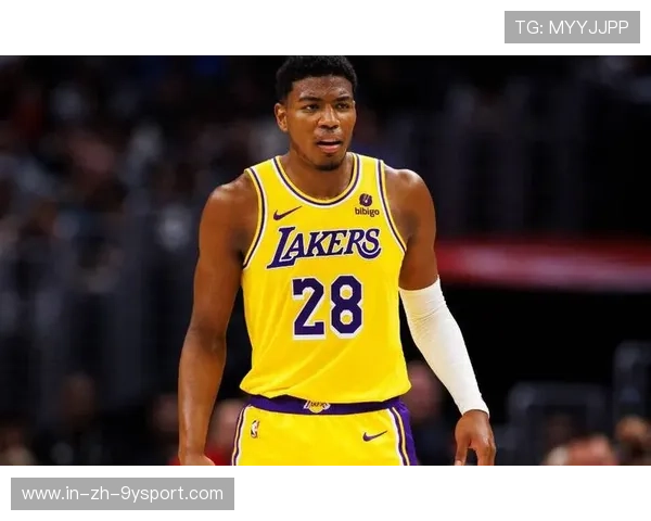 八村塁表现低迷，湖人为何仍给其出场30分钟